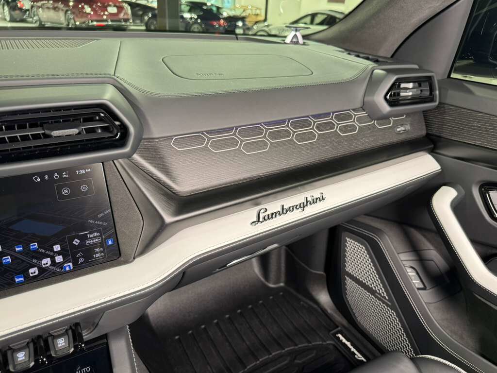 2025 Lamborghini Urus SE Fort Lauderdale FL