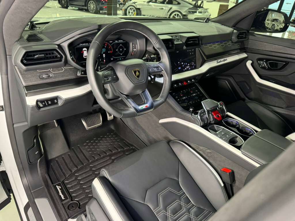 2025 Lamborghini Urus SE Fort Lauderdale FL