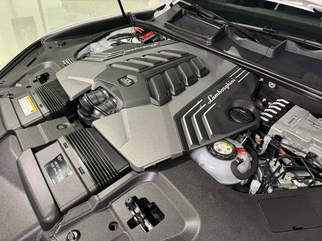 2025 Lamborghini Urus SE Fort Lauderdale FL