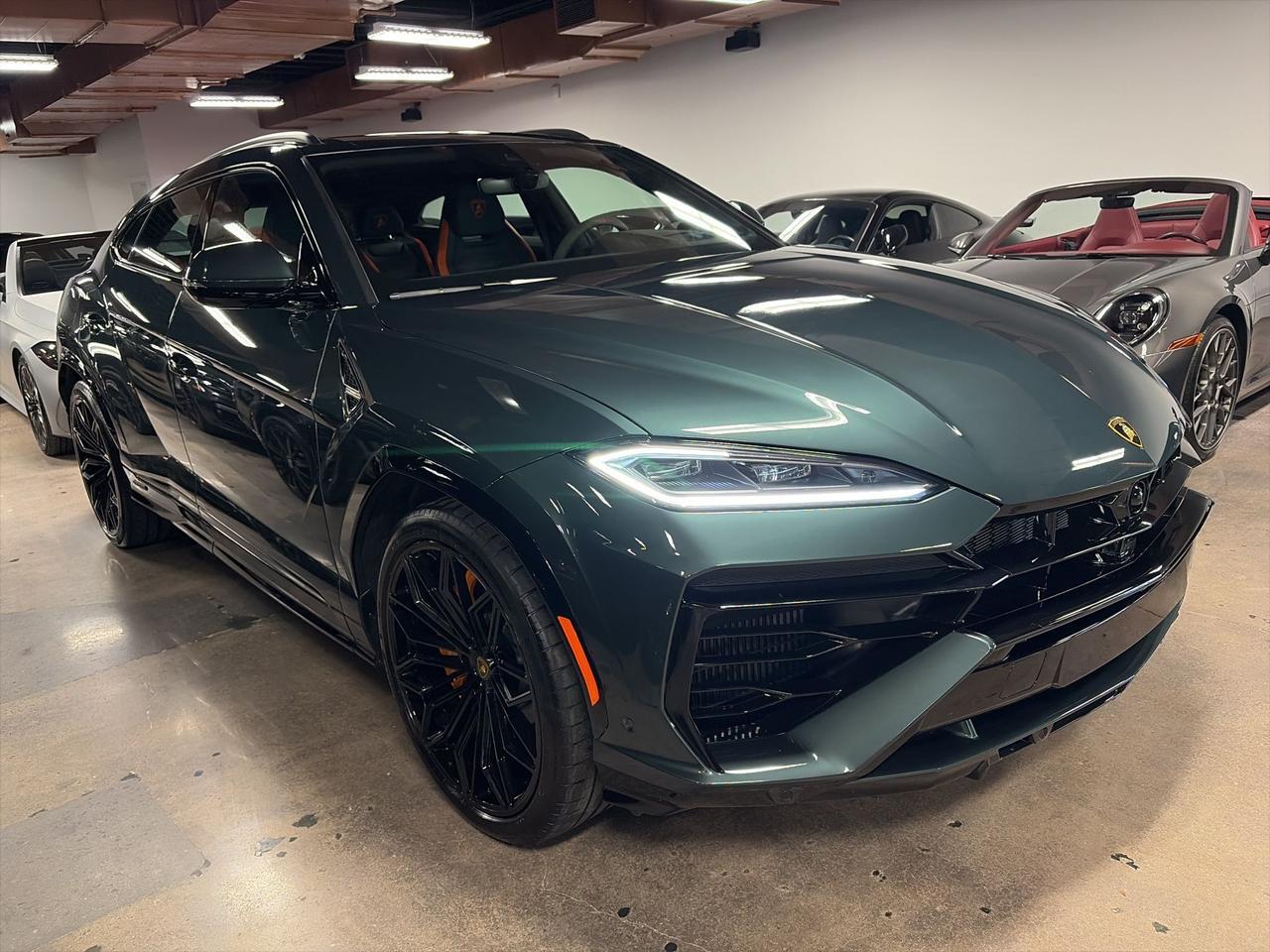 2025 Lamborghini Urus SE