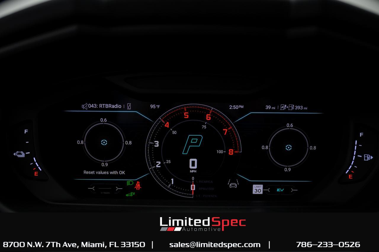 2025 Lamborghini Urus SE Miami FL