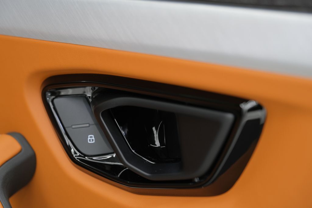 2025 Lamborghini Urus SE Miami FL