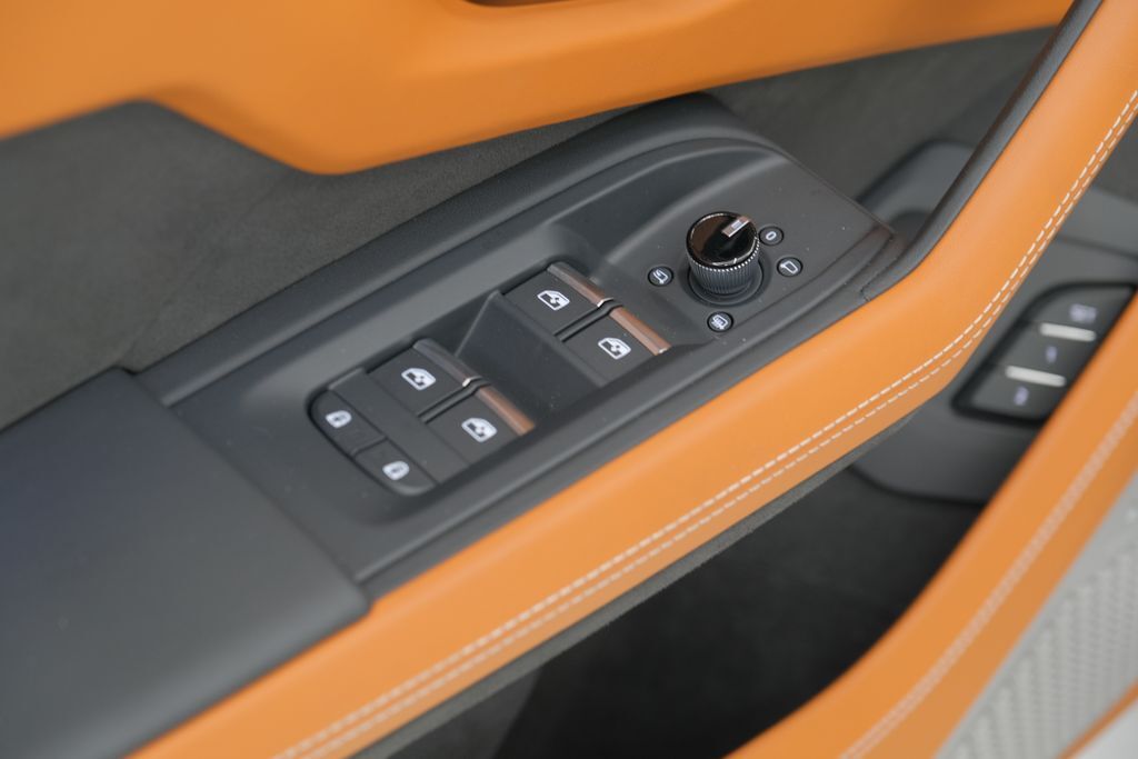 2025 Lamborghini Urus SE Miami FL