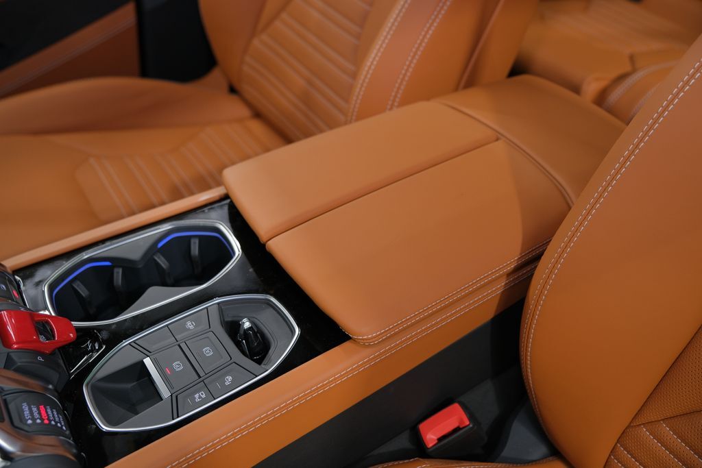 2025 Lamborghini Urus SE Miami FL