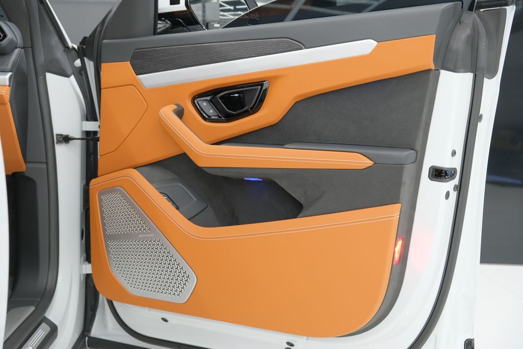 2025 Lamborghini Urus SE Miami FL
