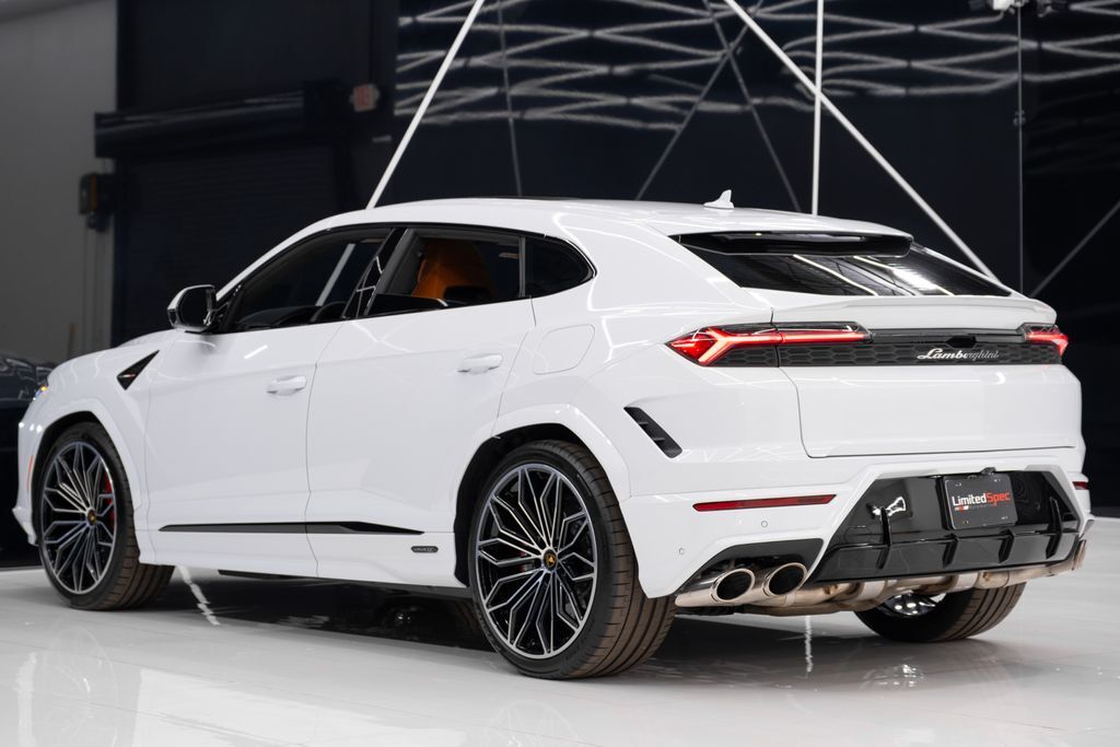 2025 Lamborghini Urus SE Miami FL