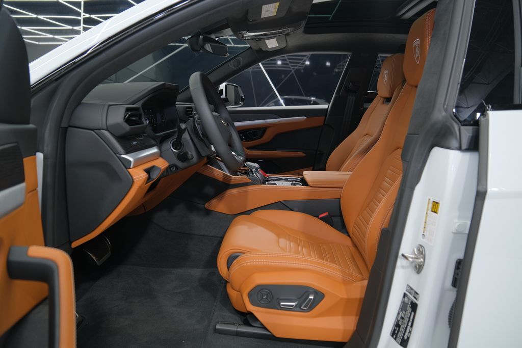 2025 Lamborghini Urus SE Miami FL