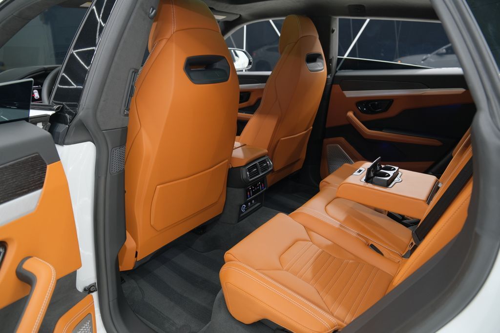 2025 Lamborghini Urus SE Miami FL