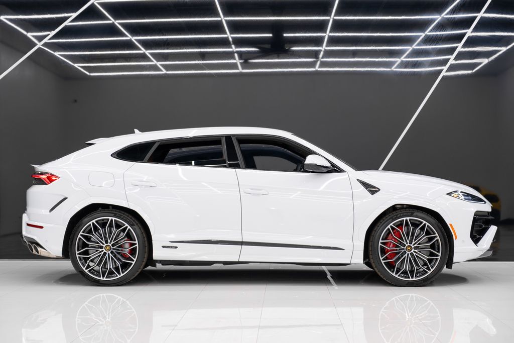 2025 Lamborghini Urus SE Miami FL