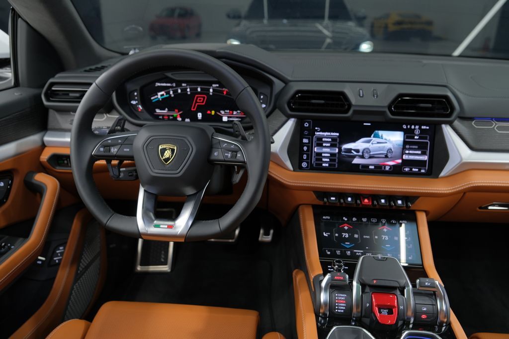 2025 Lamborghini Urus SE Miami FL