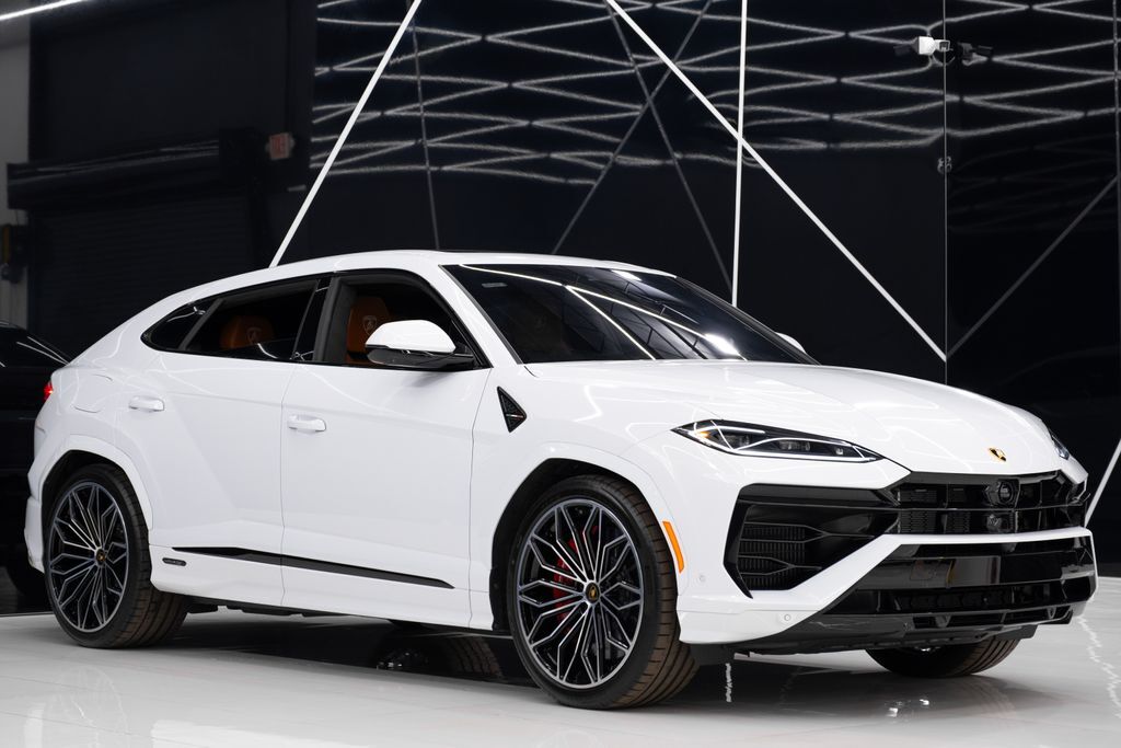 2025 Lamborghini Urus SE Miami FL