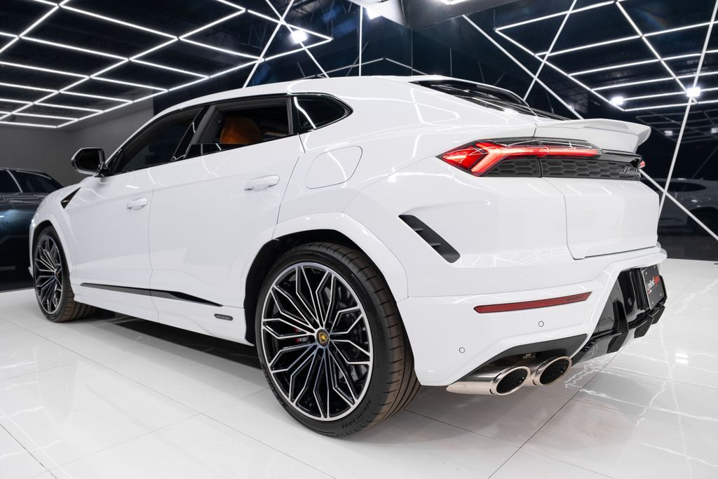 2025 Lamborghini Urus SE Miami FL