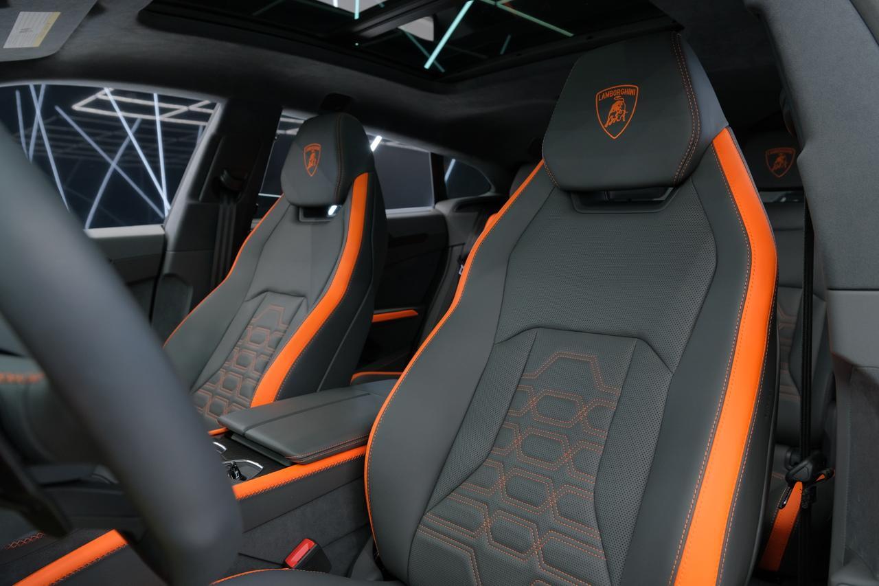 2025 Lamborghini Urus SE Miami FL