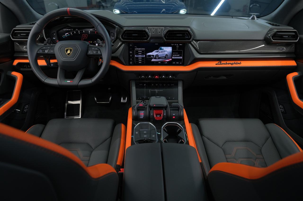 2025 Lamborghini Urus SE Miami FL