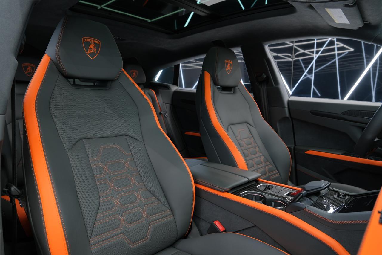 2025 Lamborghini Urus SE Miami FL