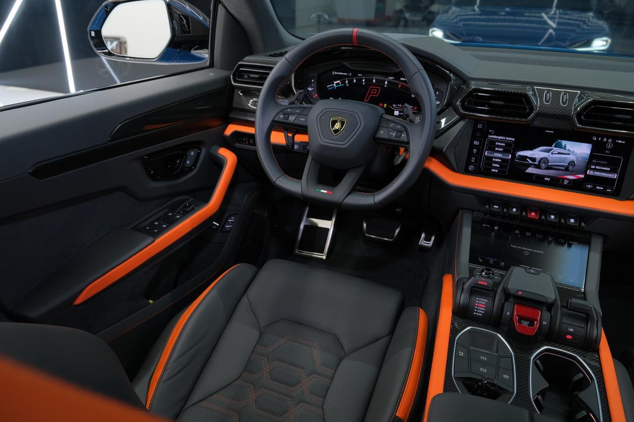 2025 Lamborghini Urus SE Miami FL
