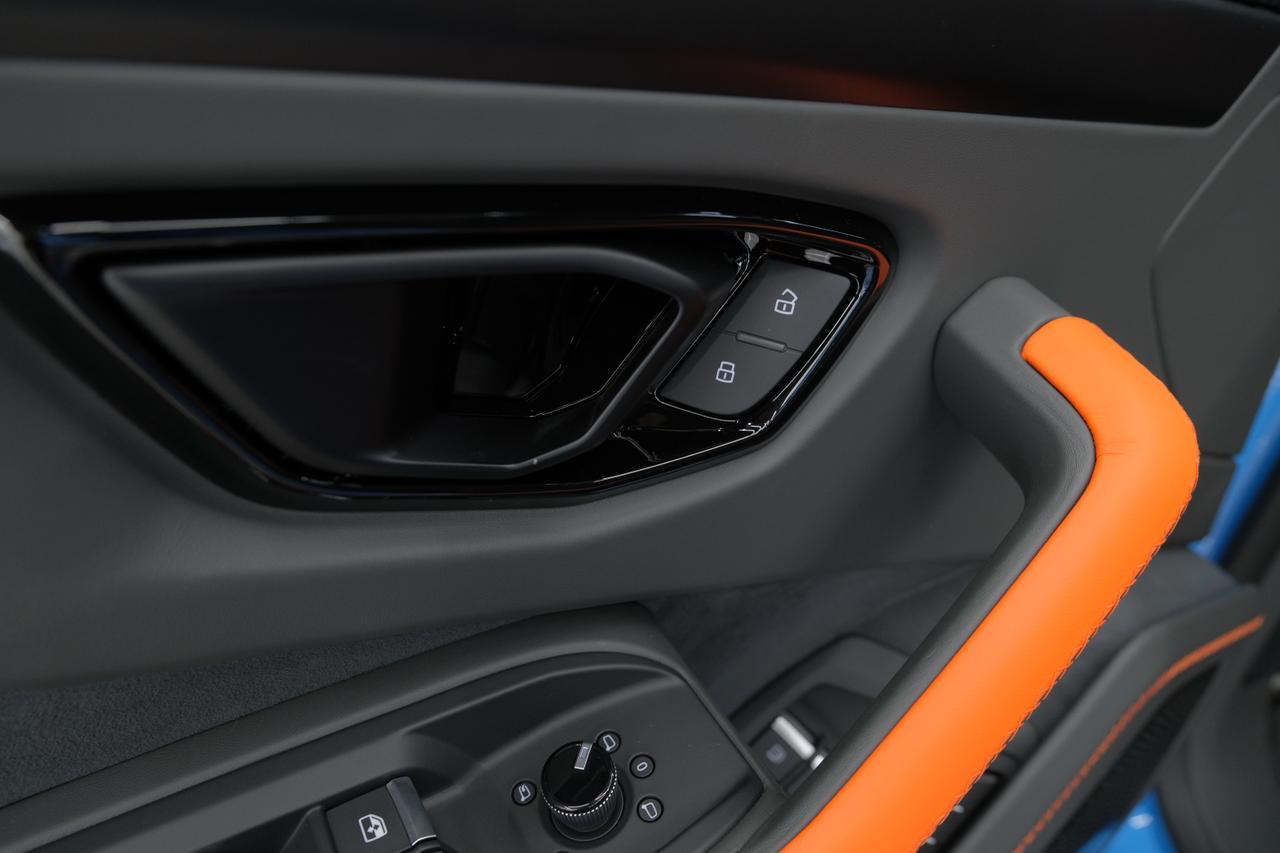 2025 Lamborghini Urus SE Miami FL