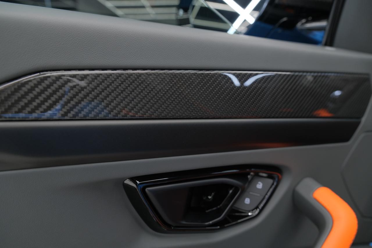 2025 Lamborghini Urus SE Miami FL