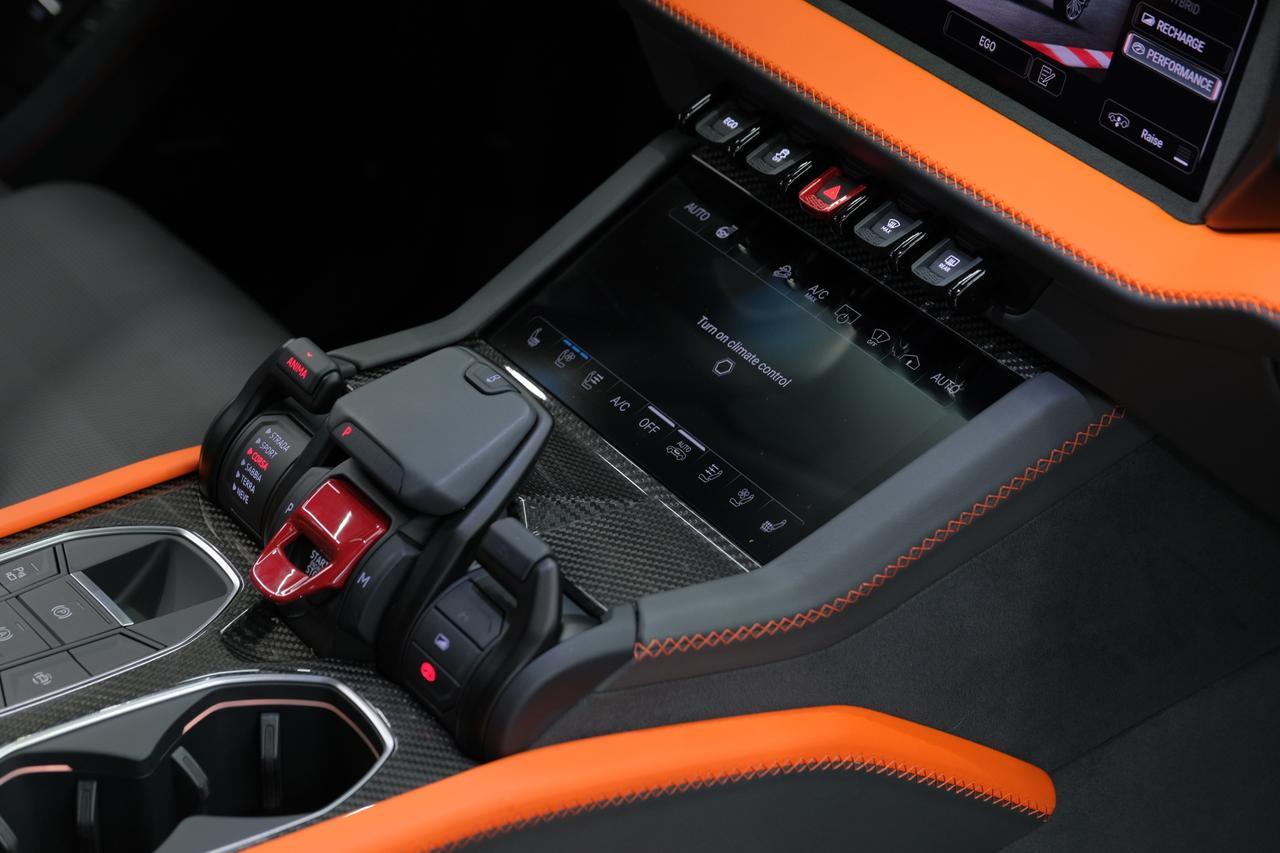 2025 Lamborghini Urus SE Miami FL