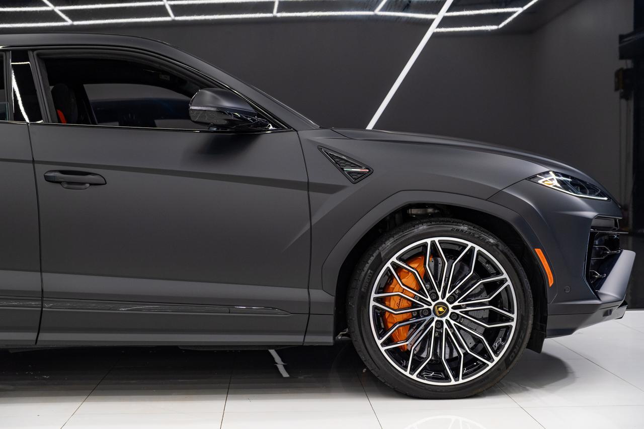 2025 Lamborghini Urus SE Miami FL