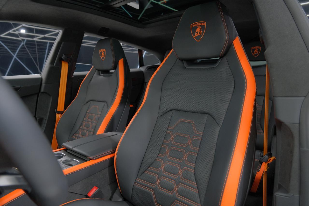 2025 Lamborghini Urus SE Miami FL