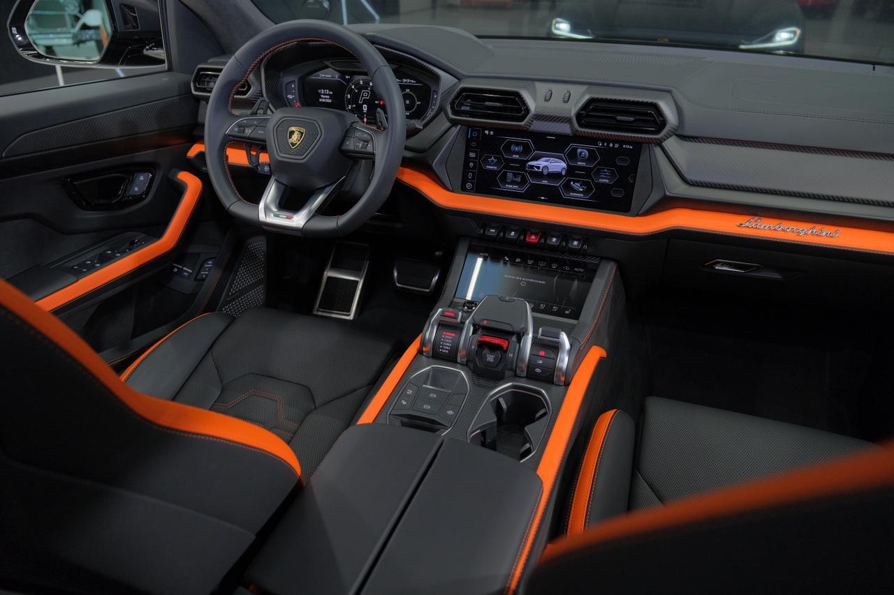 2025 Lamborghini Urus SE Miami FL
