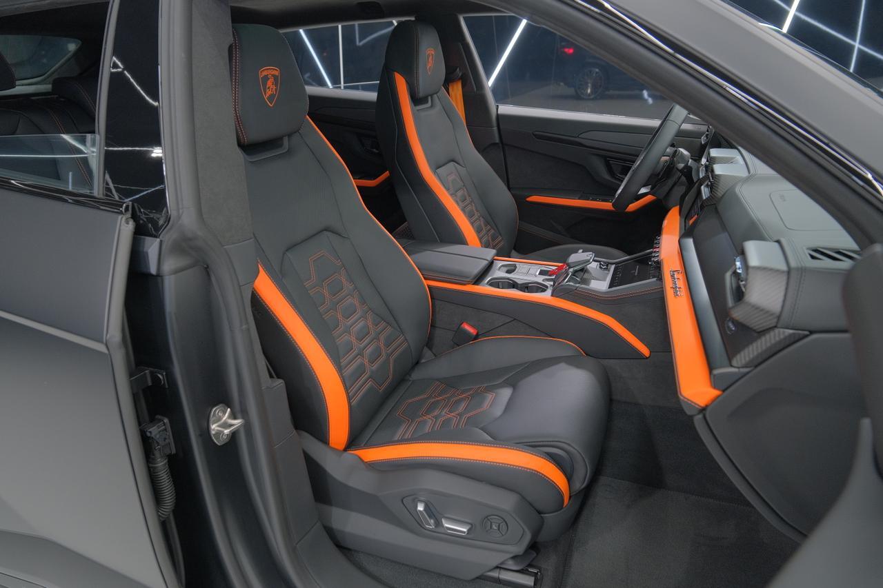 2025 Lamborghini Urus SE Miami FL