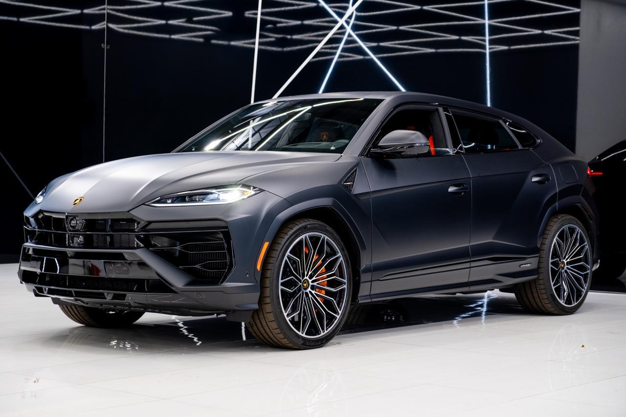 2025 Lamborghini Urus SE Miami FL