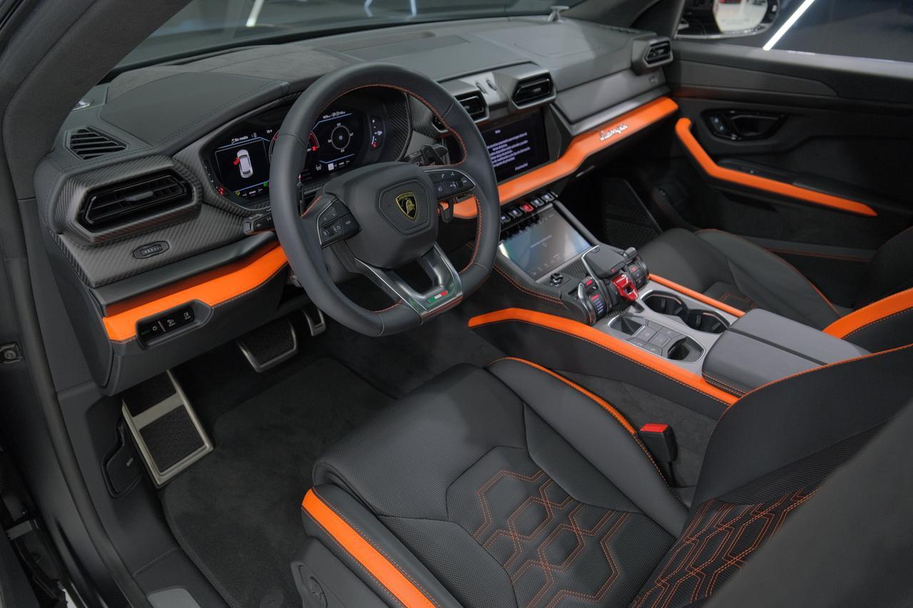 2025 Lamborghini Urus SE Miami FL