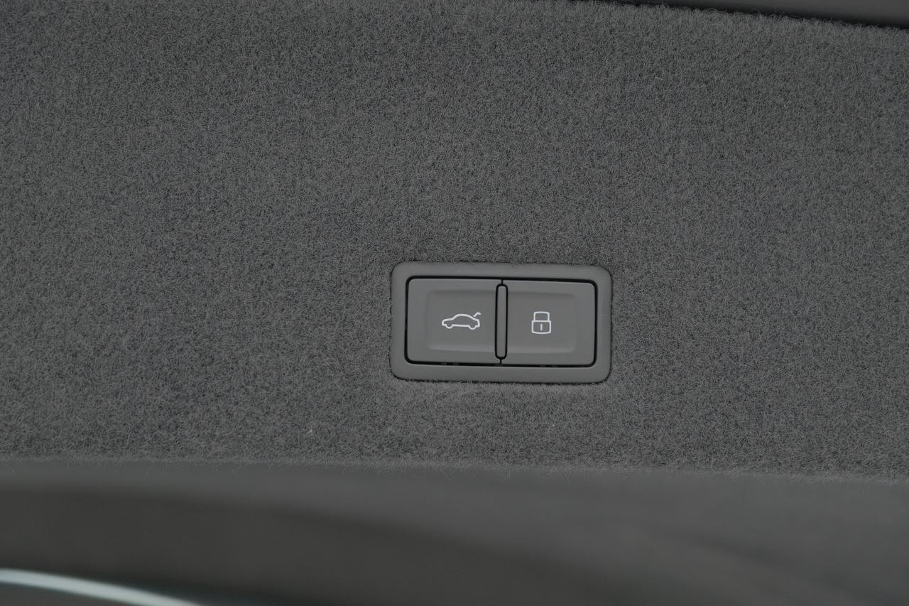 2025 Lamborghini Urus SE Miami FL