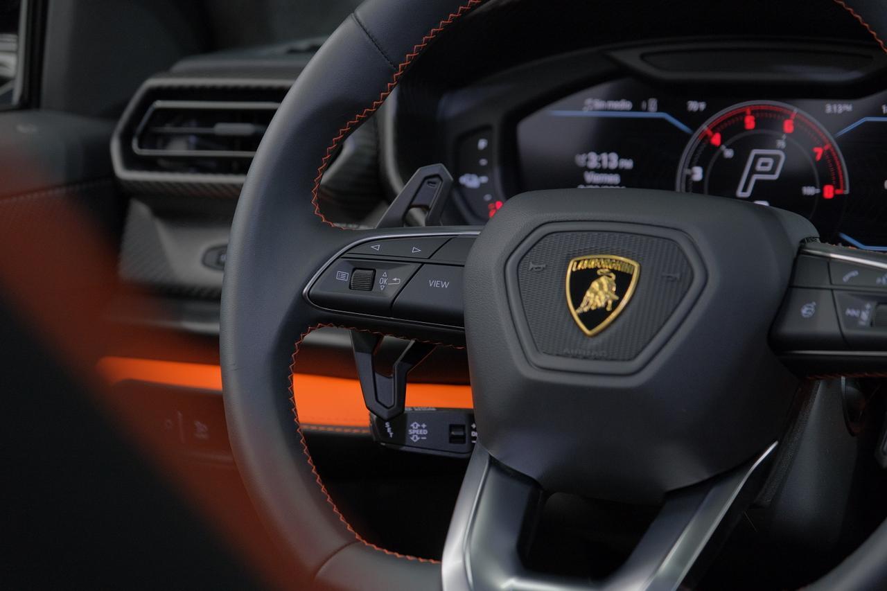 2025 Lamborghini Urus SE Miami FL