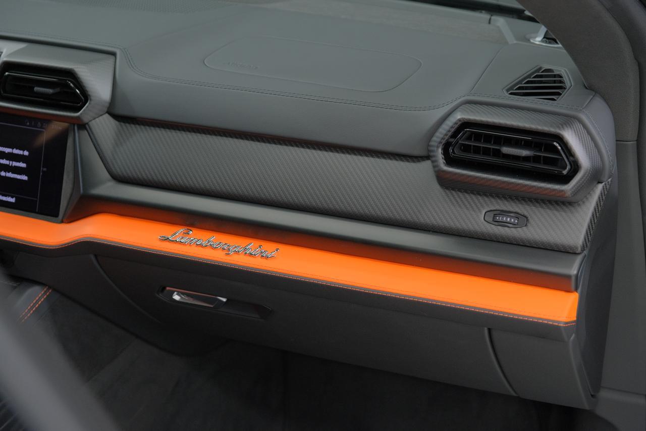 2025 Lamborghini Urus SE Miami FL