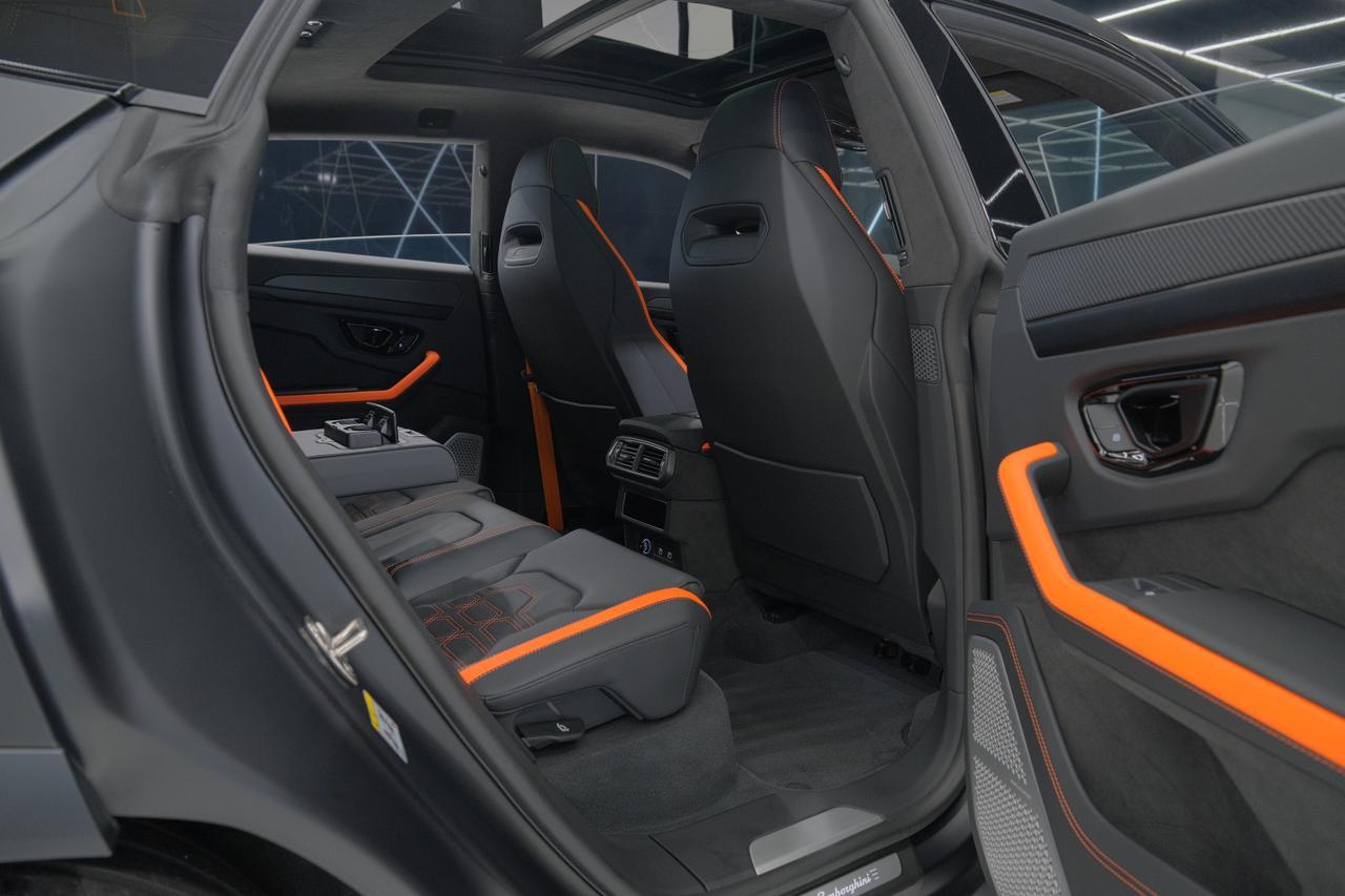 2025 Lamborghini Urus SE Miami FL