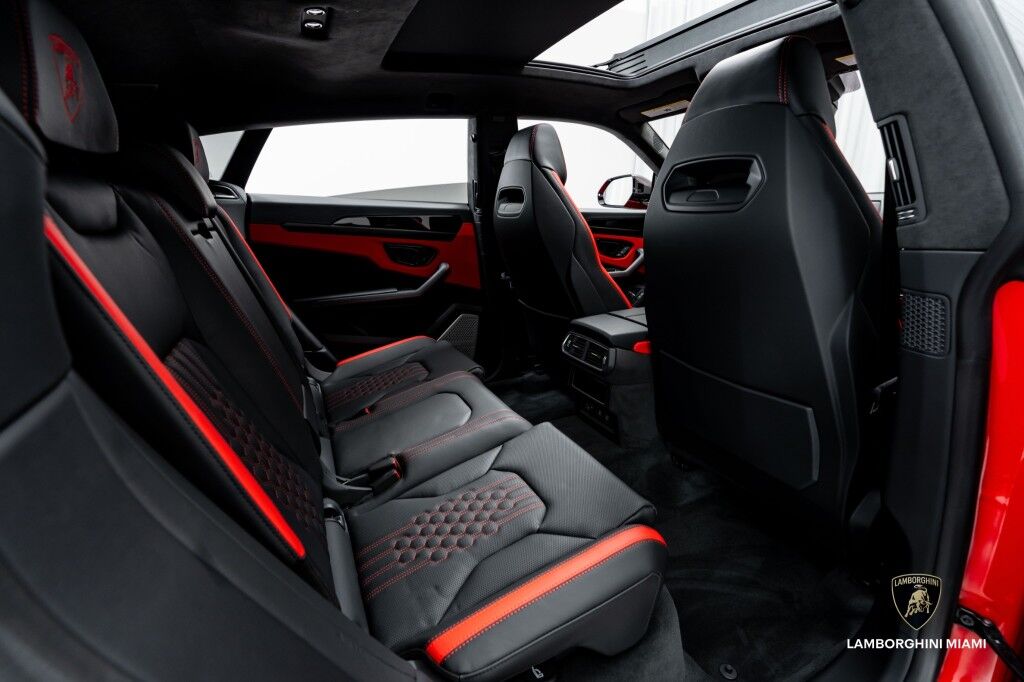 2025 Lamborghini Urus SE North Miami Beach FL