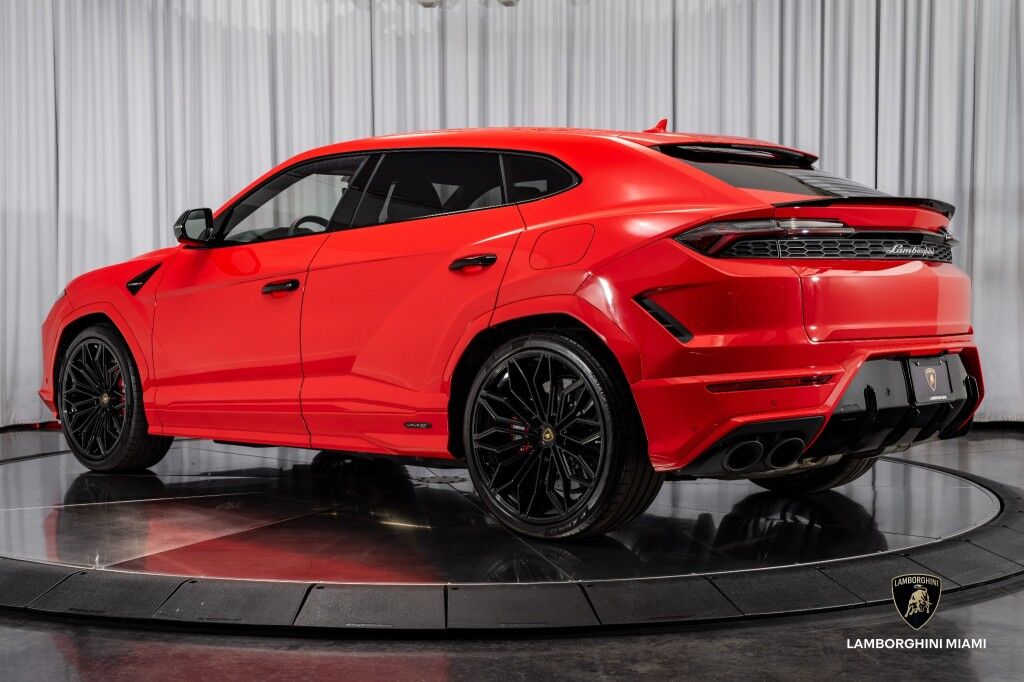 2025 Lamborghini Urus SE North Miami Beach FL