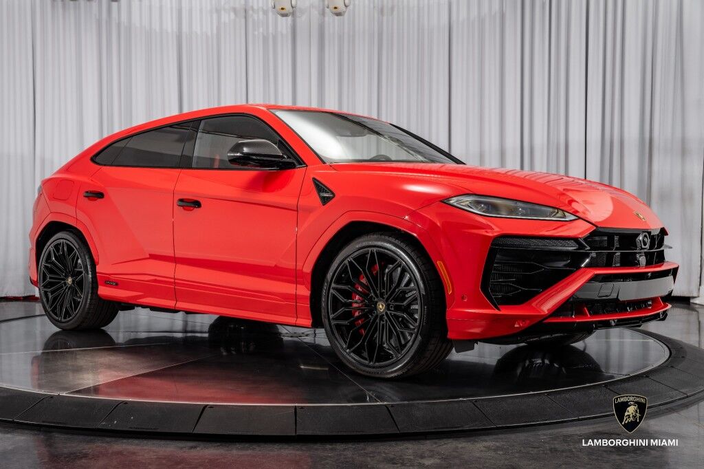 2025 Lamborghini Urus SE North Miami Beach FL