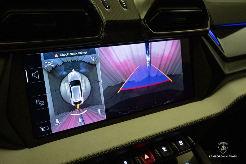 2025 Lamborghini Urus SE North Miami Beach FL