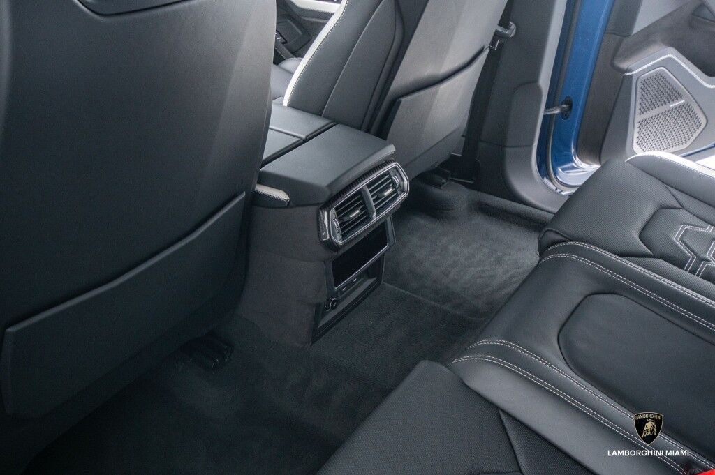 2025 Lamborghini Urus SE North Miami Beach FL