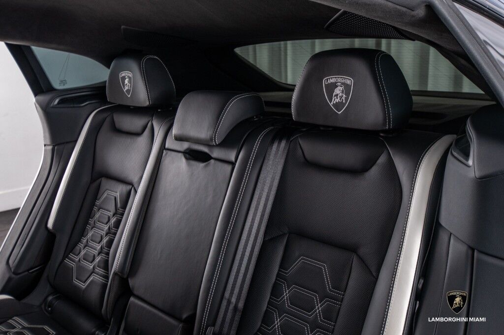 2025 Lamborghini Urus SE North Miami Beach FL