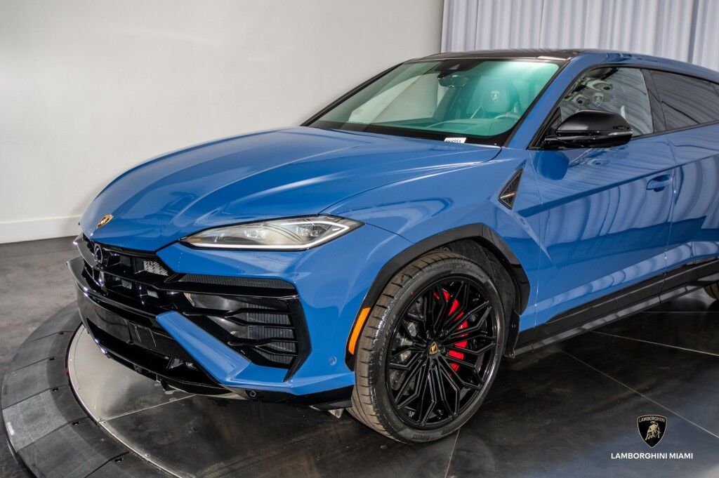 2025 Lamborghini Urus SE North Miami Beach FL