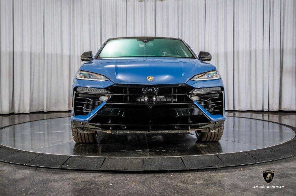 2025 Lamborghini Urus SE North Miami Beach FL
