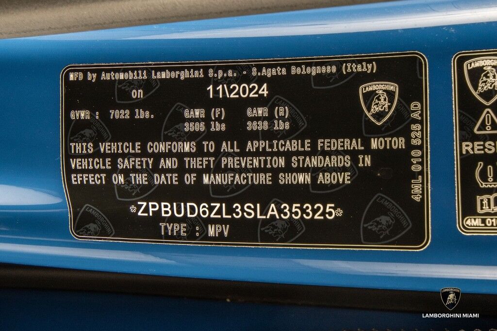 2025 Lamborghini Urus SE North Miami Beach FL