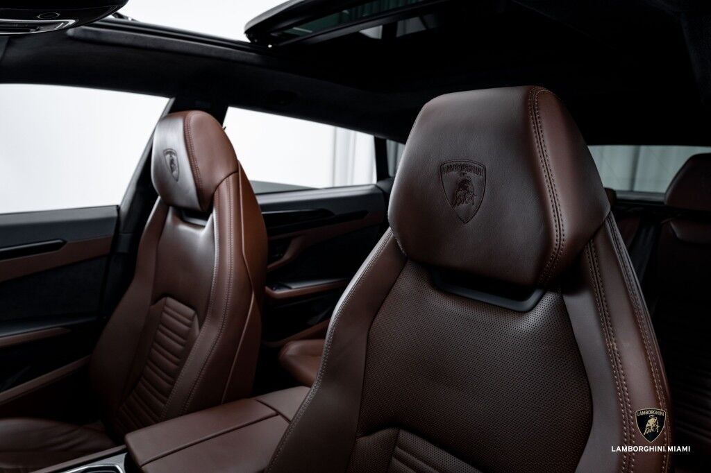 2025 Lamborghini Urus SE North Miami Beach FL