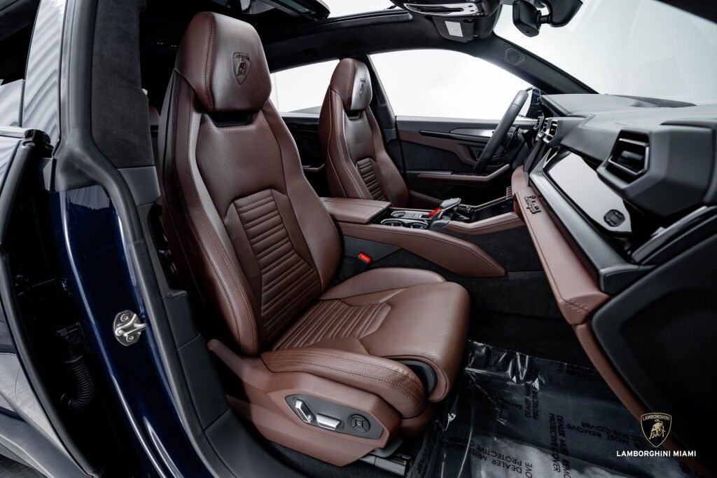 2025 Lamborghini Urus SE North Miami Beach FL