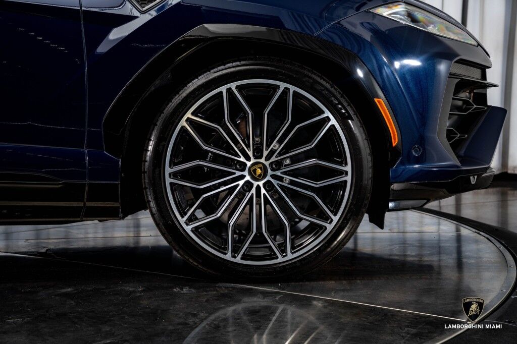 2025 Lamborghini Urus SE North Miami Beach FL