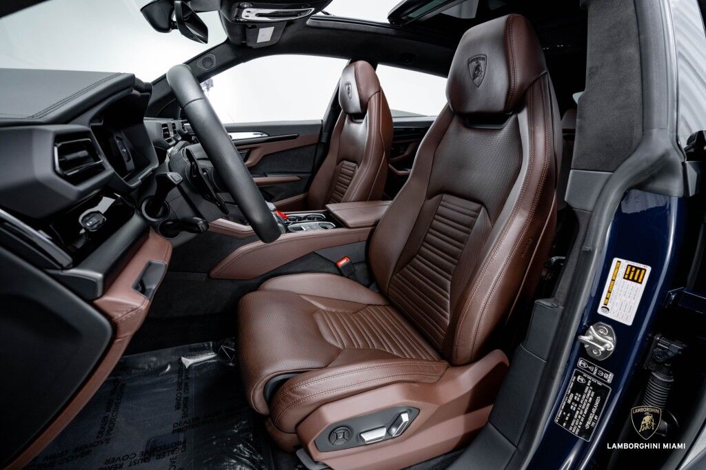 2025 Lamborghini Urus SE North Miami Beach FL