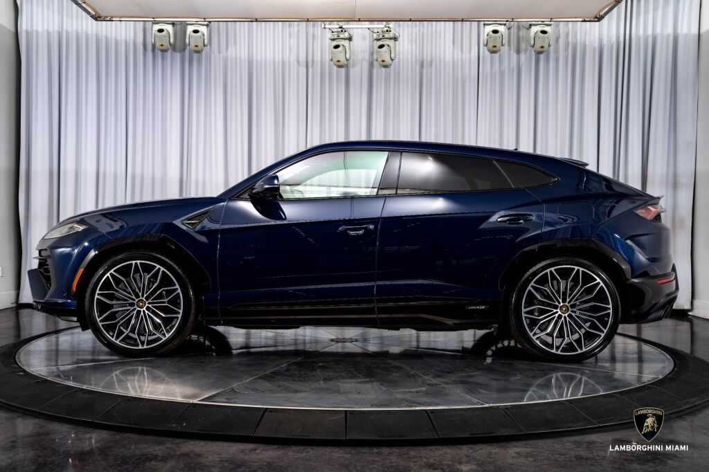 2025 Lamborghini Urus SE North Miami Beach FL
