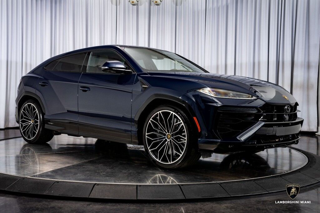 2025 Lamborghini Urus SE North Miami Beach FL