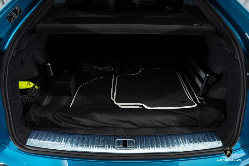 2025 Lamborghini Urus SE North Miami Beach FL