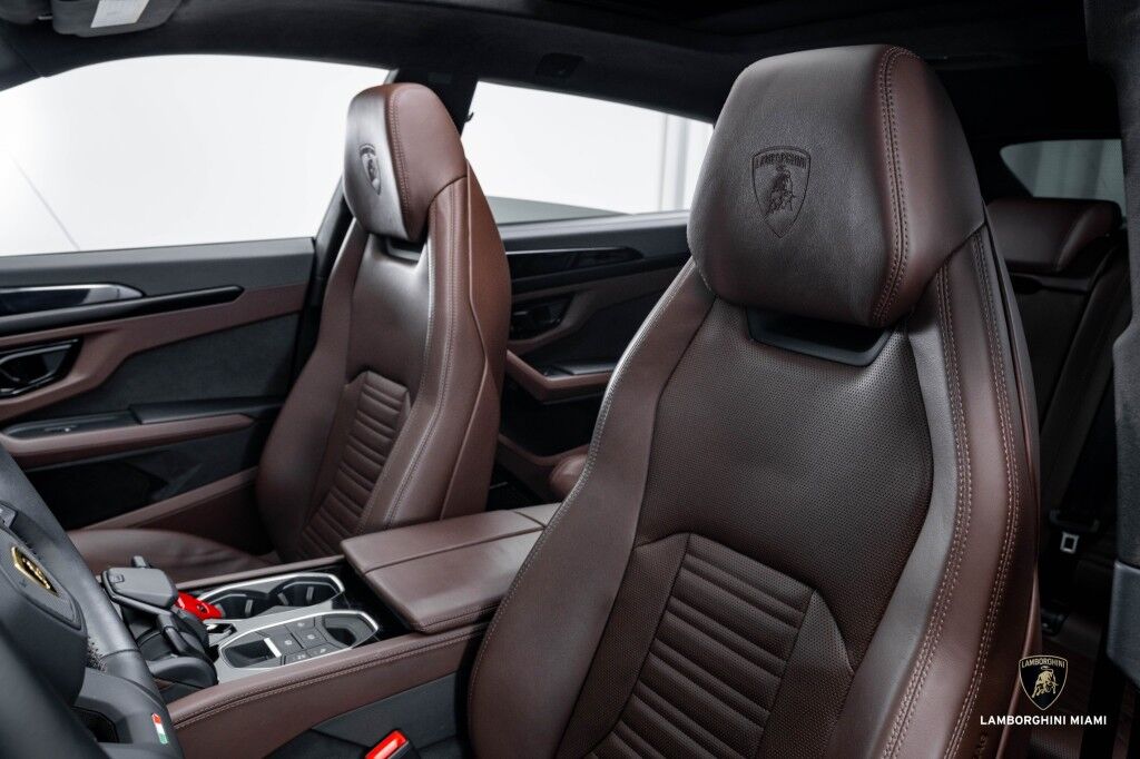 2025 Lamborghini Urus SE North Miami Beach FL